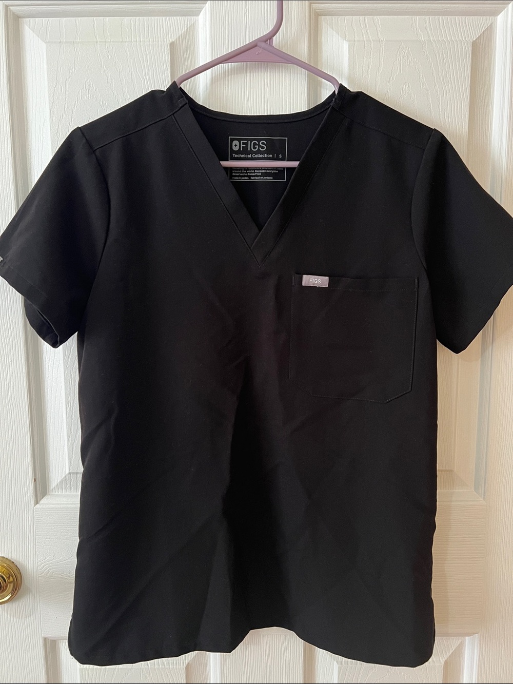 Figs Black Women’s V-Neck Scrub Top